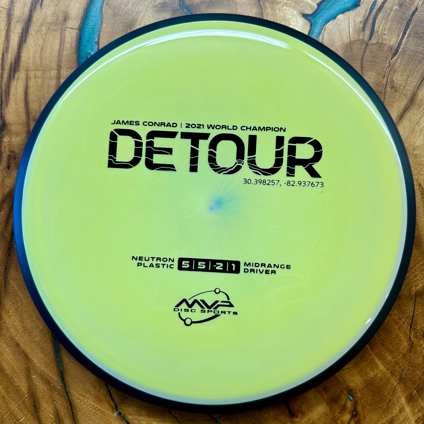 MVP Disc Sports Neutron Detour