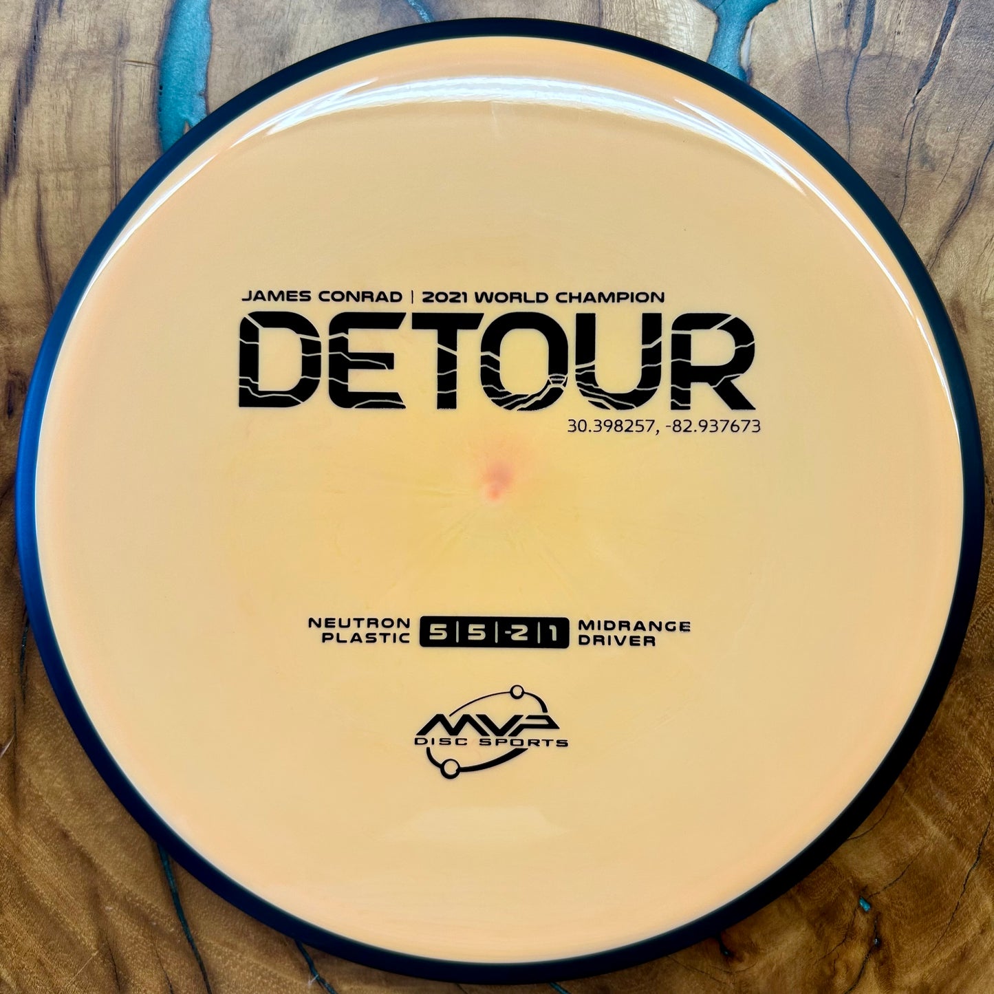 MVP Disc Sports Neutron Detour