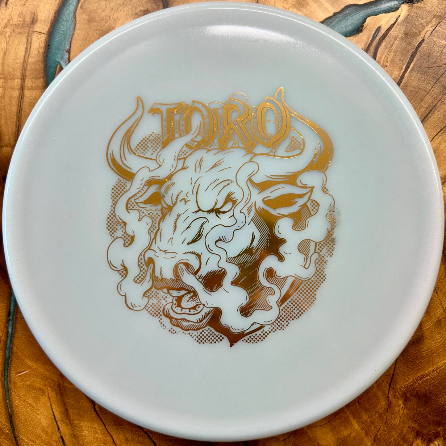 Innova Classic Champion Glow Toro - Artists Corner