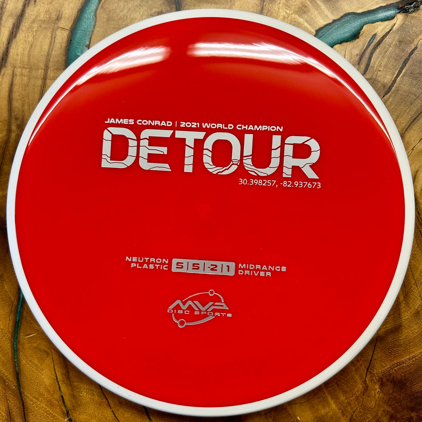 MVP Disc Sports Neutron Detour - Project Lab Coat